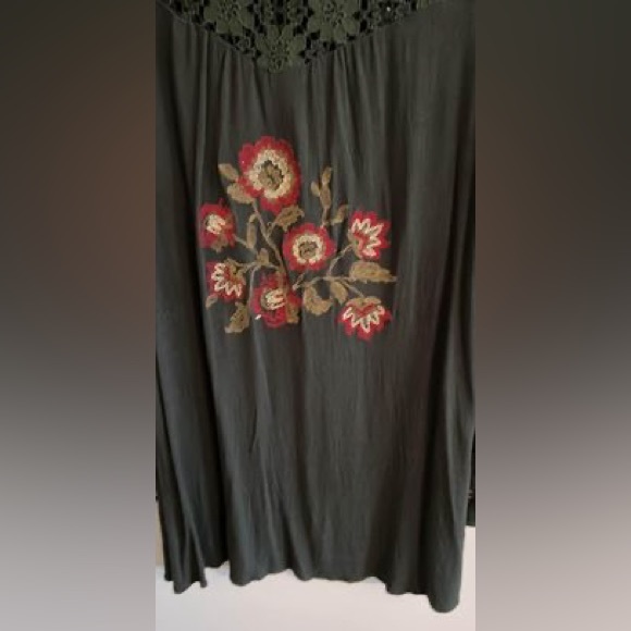 Alter’d State women’s dress - Picture 2 of 5